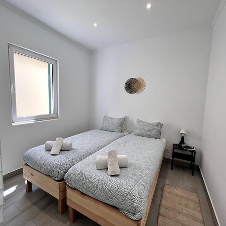 Studios Xl & Xl Plus Costa de Caparica Ngoại thất bức ảnh