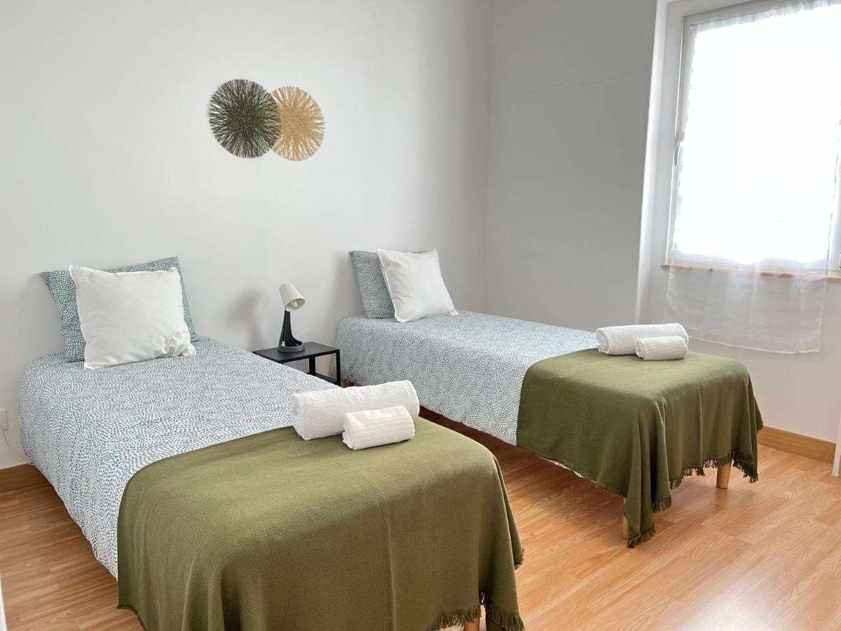 Studios Xl & Xl Plus Costa de Caparica Ngoại thất bức ảnh