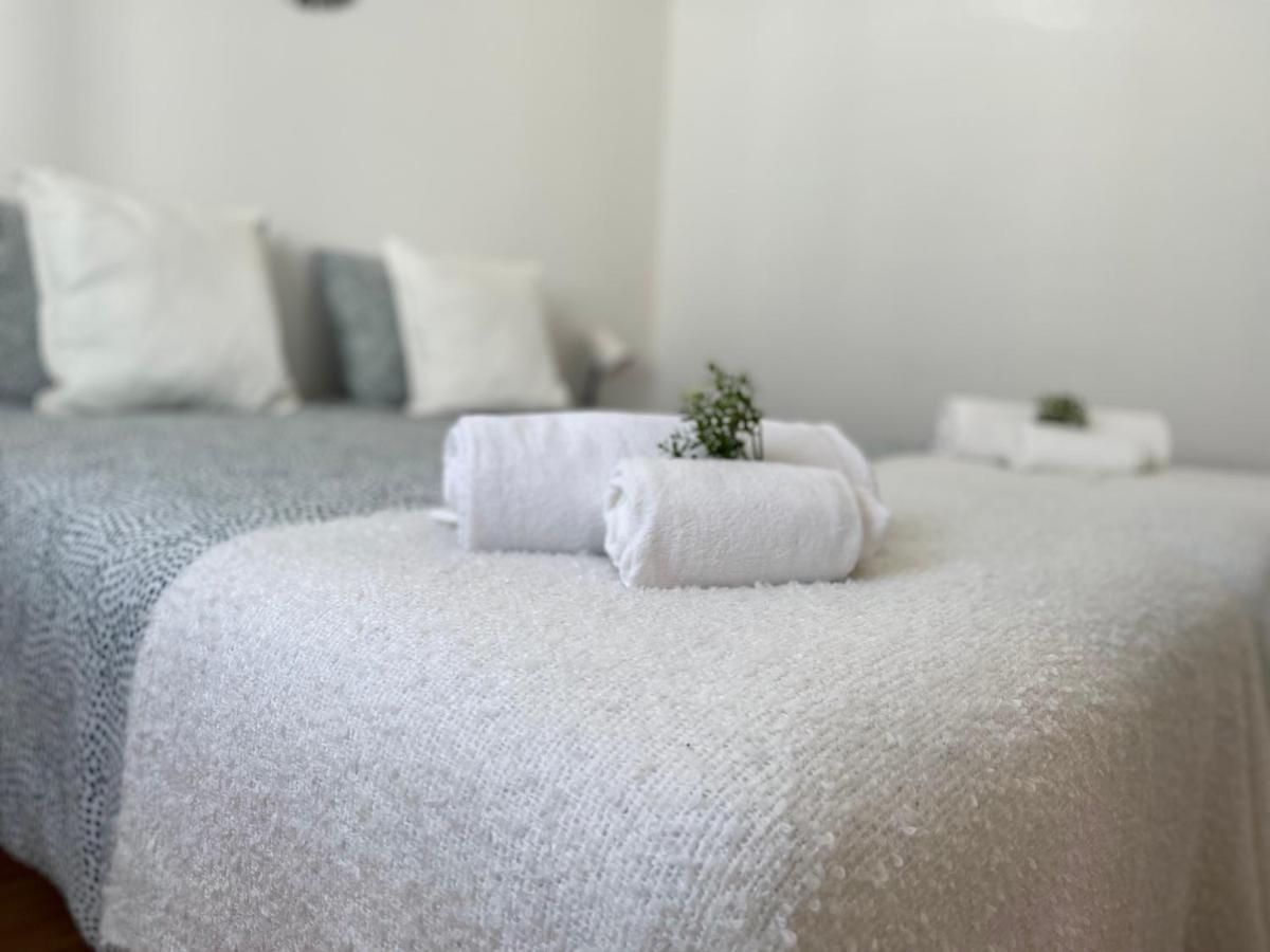 Studios Xl & Xl Plus Costa de Caparica Ngoại thất bức ảnh